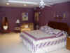 Master_bedroom_pic_1.JPG (129228 bytes)